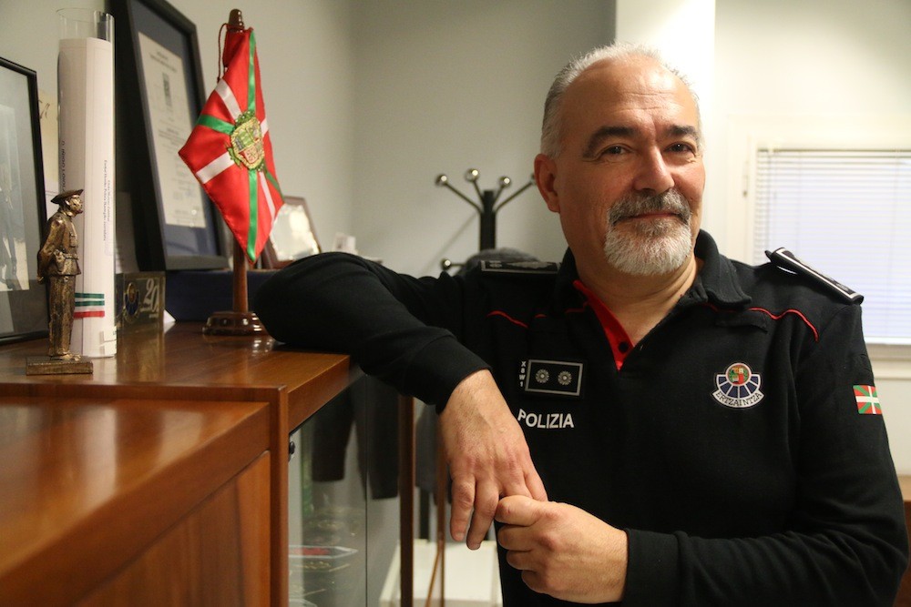 Iñigo Loiola: "Euskadiko delinkuentzia indize baxuenak ditugu Deba-Urola barrutian"