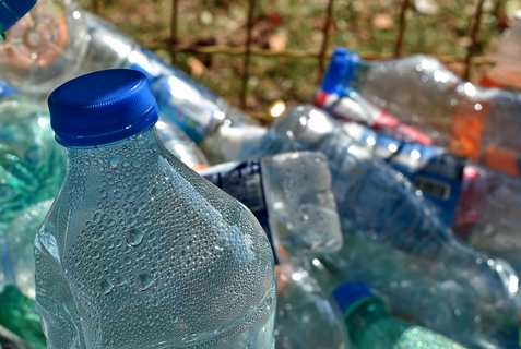 'Plastikoa - eguneroko erosotasunaren atzean ezkutatzen den krisia'