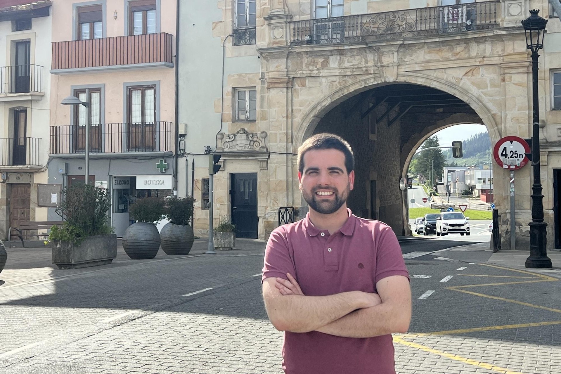 Iker Laka: "Zerbaitekin konpromisoa hartzen dudanean, bukaerara arte mantentzen dut"