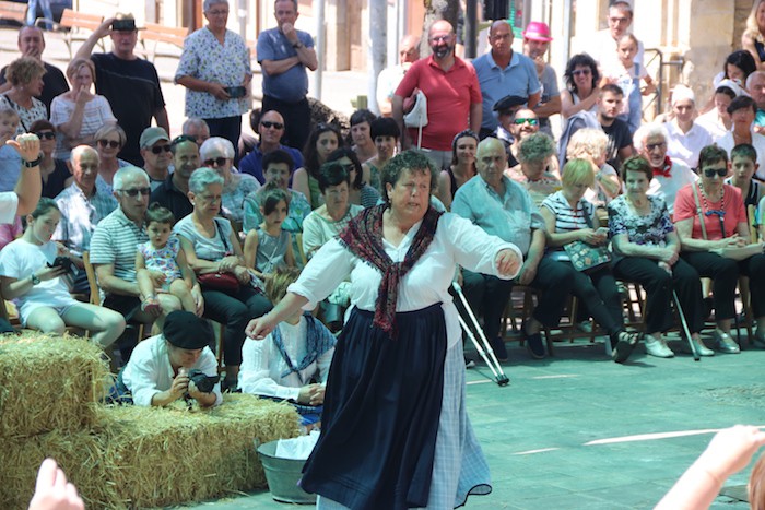 Plazako dantza tradizionalak ikasteko aukera egongo da Musika Eskolan