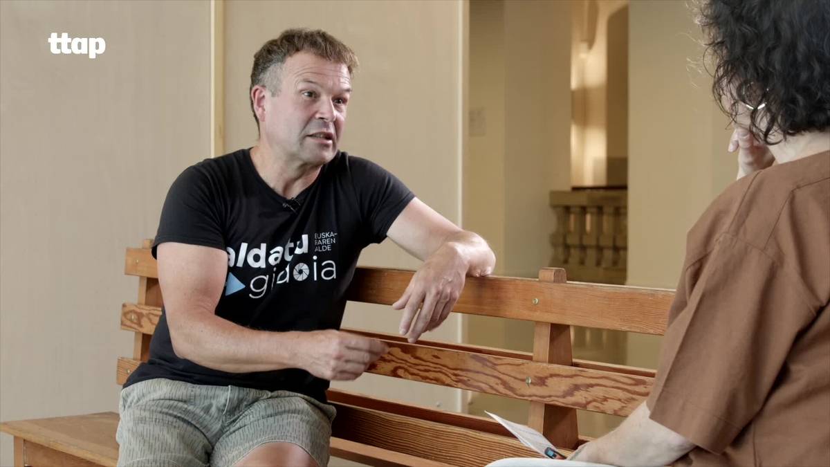 Xabier Alkiza: "Gutxi eta gaizki bikoizten da"