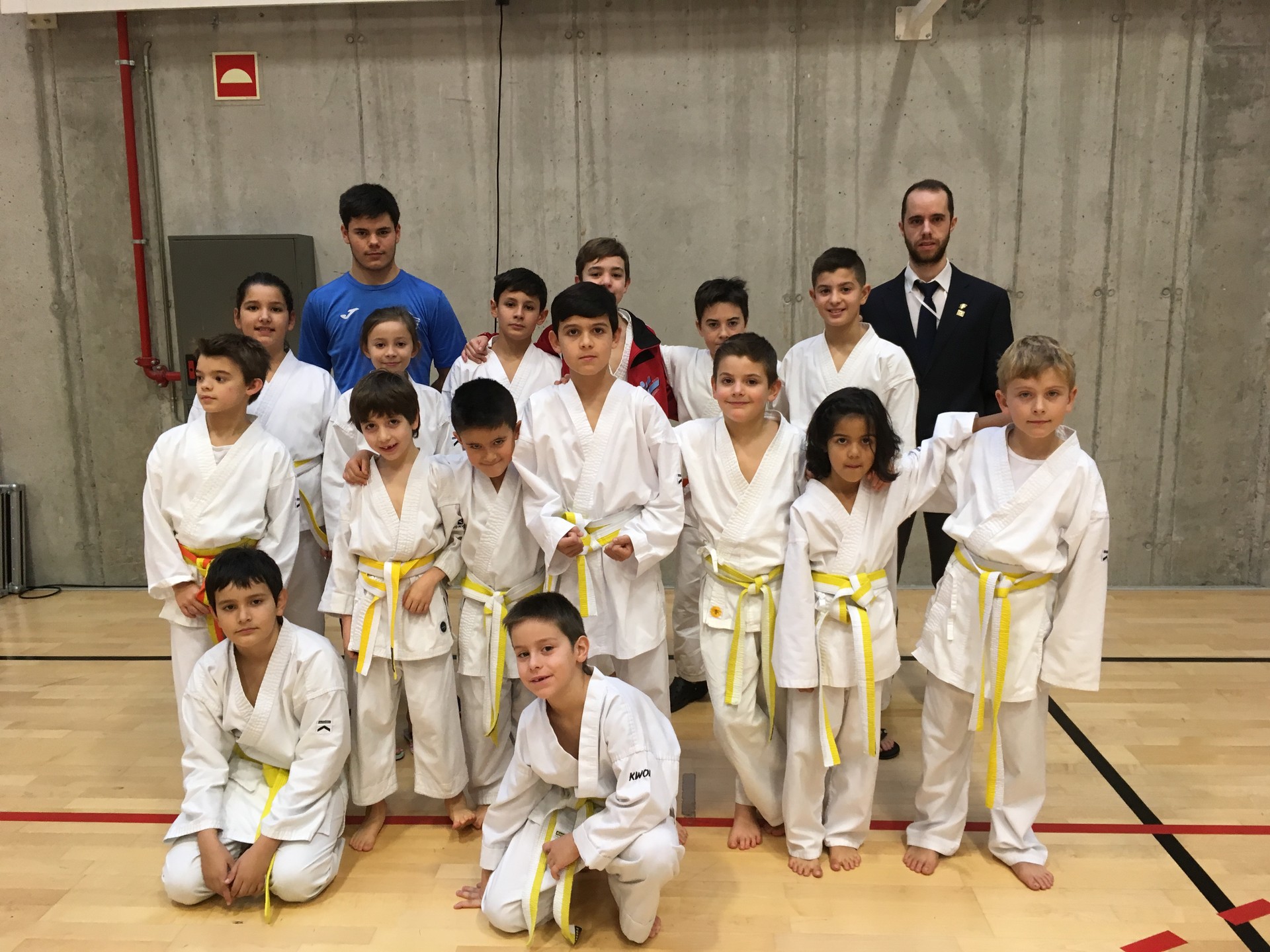 150 neska-mutiko elkartu dira Gabonetako karate txapelketan