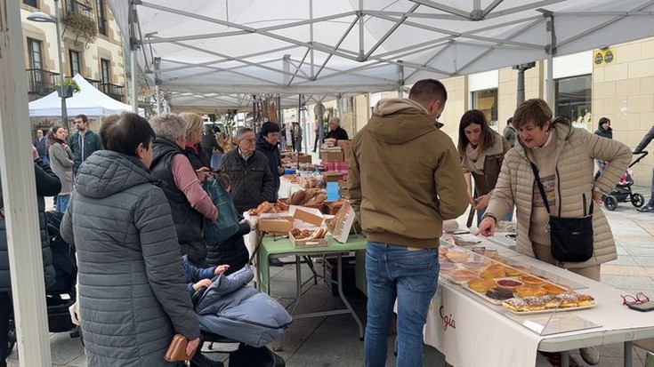 Gluten gabeko gozoak apirilaren 18ko bertako produktuen azokan