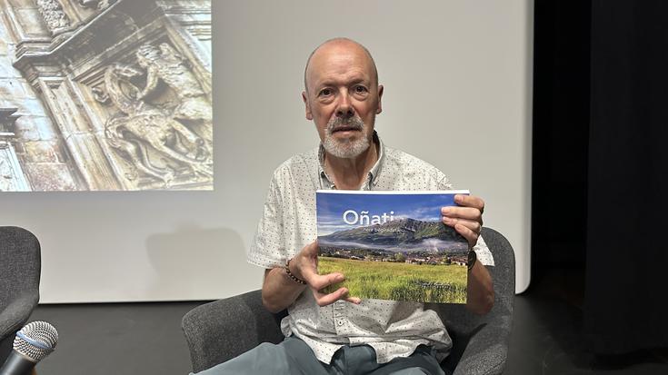 105 argazkiren bidez erakutsi du Oñatiko ondarea Santi Mendiolak