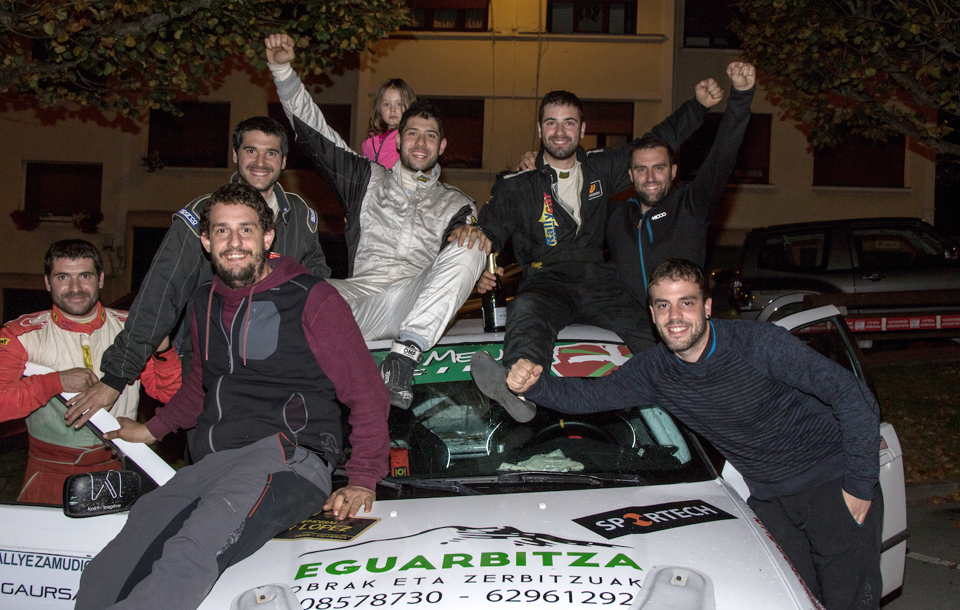 Motorrak berotzen joateko Mendi Mendia Racing jaia, otsailaren 9an