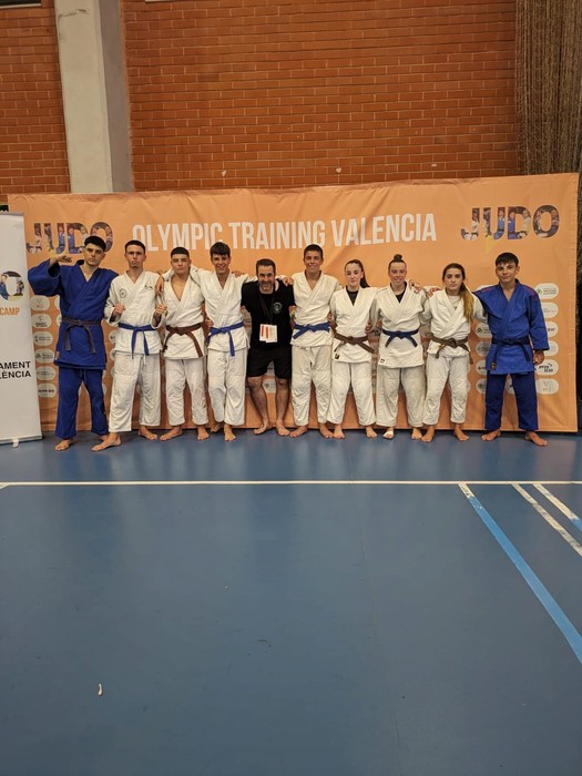 Desoreka Judo Klubeko kirolariak Valentziako Olympic Training Camp-en entrenatzen egon dira