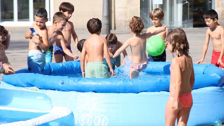 Aisialdian umeen parte hartzea sustatzeko 40.000 euroko dirulaguntza, Arrasateko Udalaren eskutik