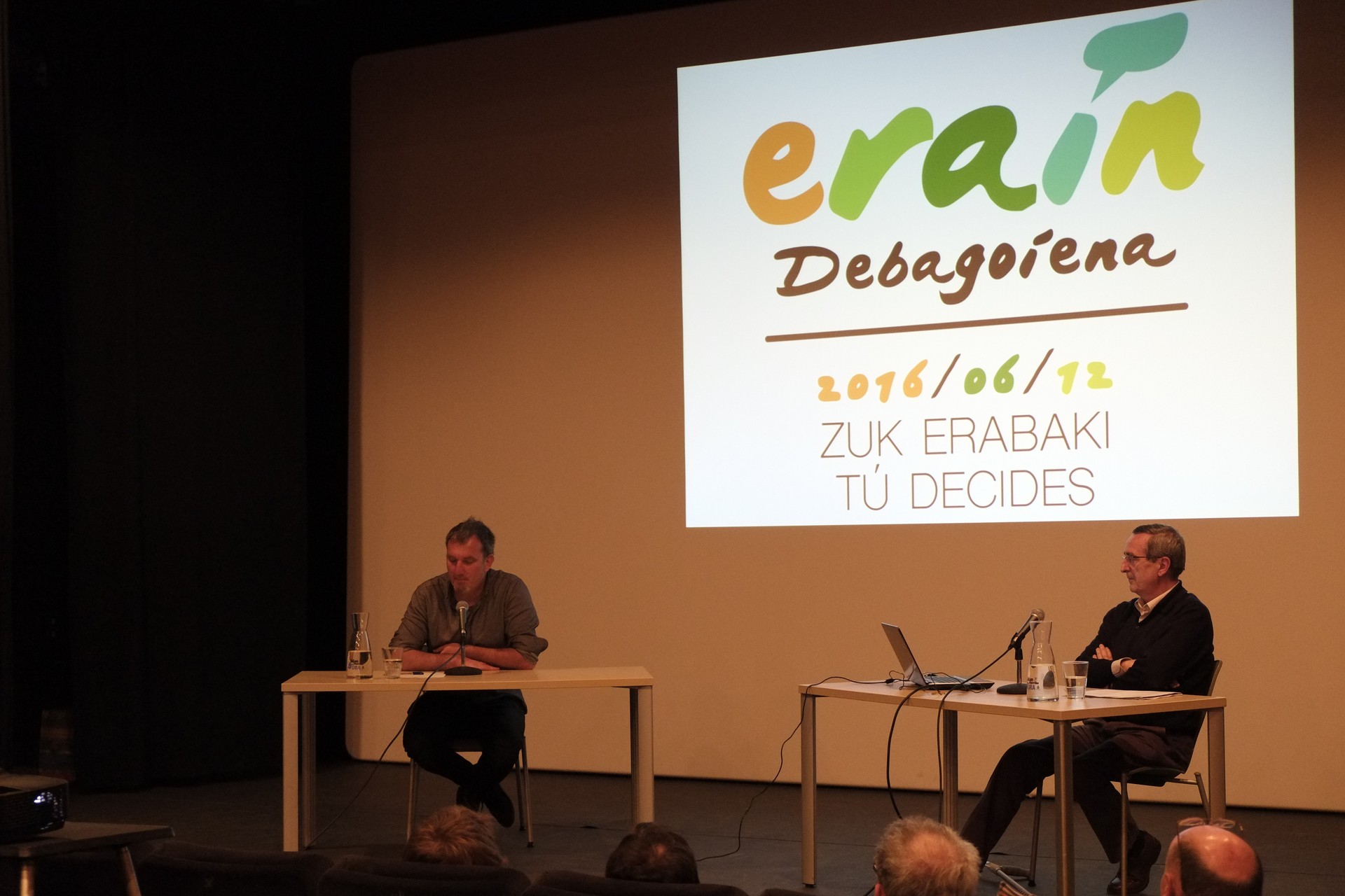 Jon Maia eta Iñaki Zarraoa Oñatin; bi kultura politiko, erabakitzeko eskubidean ados