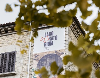 Ondare zientifikoa bisitarien esku jarriko du Laboratoriumek urrian
