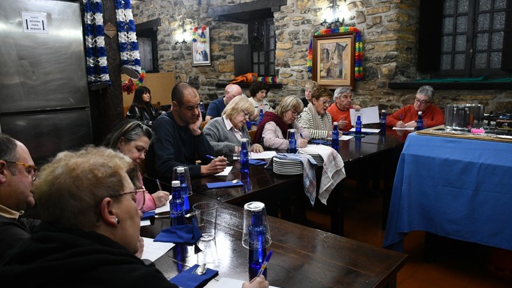 Bigarren saio bat antolatu dute torradak eta pellak egiten ikasteko