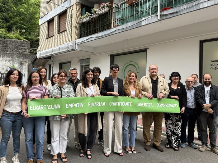 Minbiziaren Aurka Gipuzkoan Elkartea Debagoienera iritsi da: egoitza zabaldu du Arrasaten