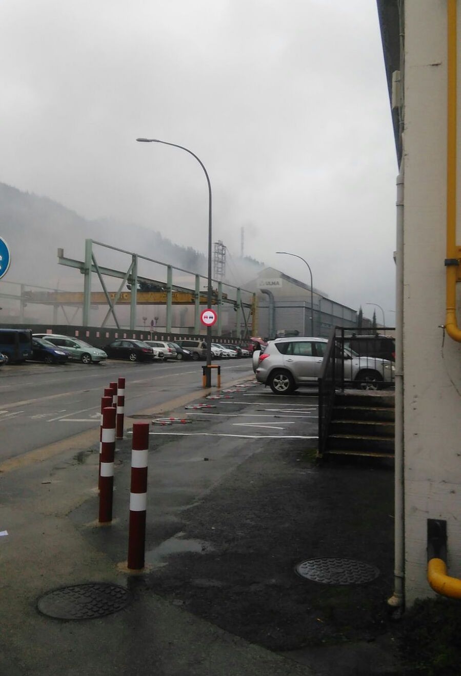 Zubillagako enpresa batean sute txiki bat izan da