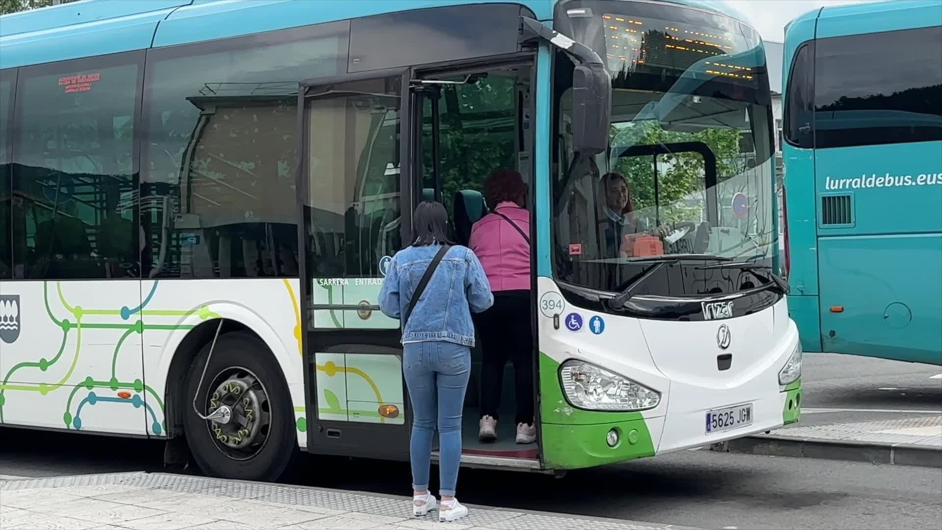 Lurraldebuseko zerbitzu bereziak jarriko dituzte Leintz Gatzagako jaietarako