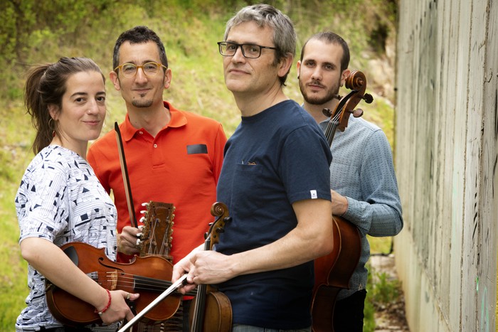 Harizko musika eta dantza, martitzenerako menua