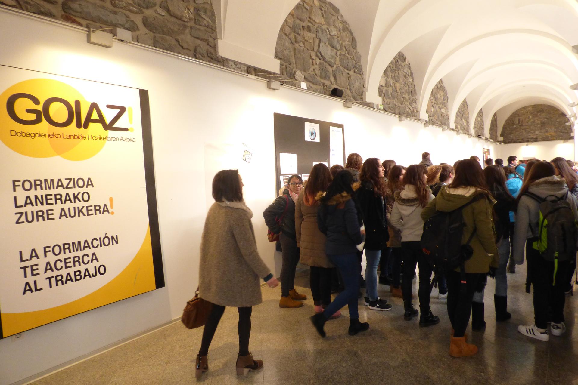 Hamargarrenez dator Goiaz! azoka, eskualdeko enpresen presentziarekin