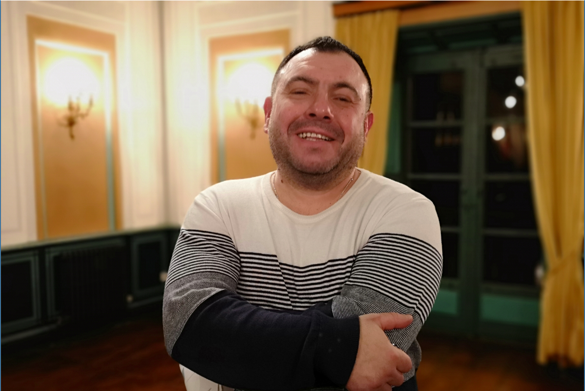 Luis Mariano Gomez: "Beste formula batzuk behar dira politikarako"