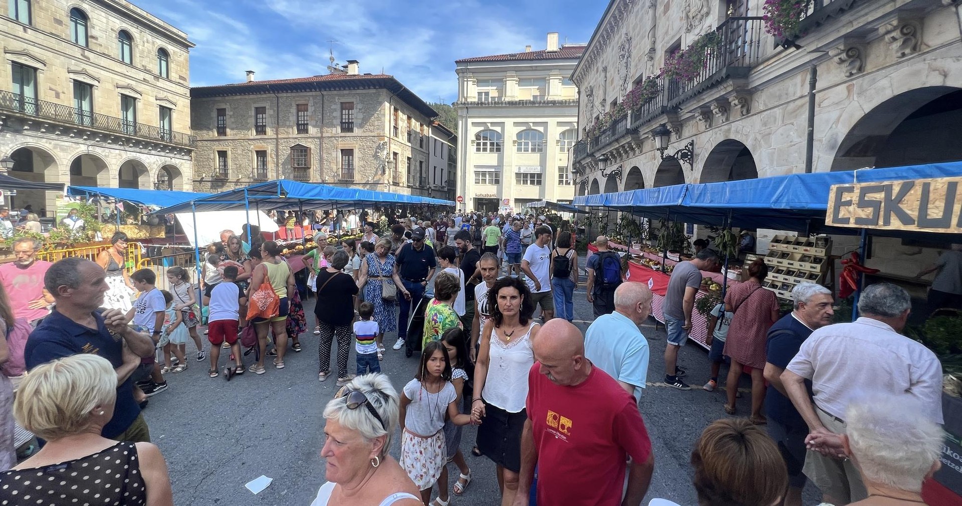 Bero itogarriarekin ere, sanmartinetako feria itxuroso