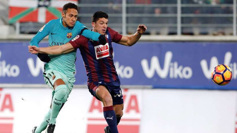 Futbol campusa antolatu du BKEk lehen aldiz, Lehen Mailako Ander Caparekin