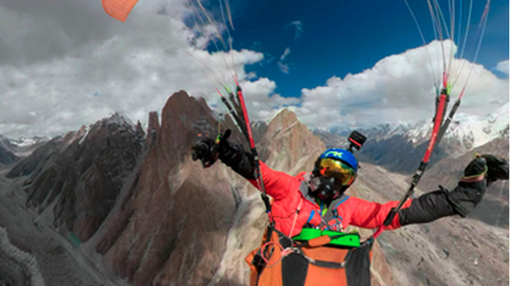 Parapente eta kayak abenturak dakartza aste honetan Mendi Hamabostaldiak