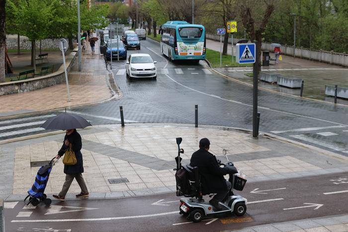 Ibilgailuen eta oinezkoen arteko bizikidetzaren alde