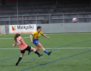 Debagoiena Bailara eta Urolaren arteko partidua argazkitan