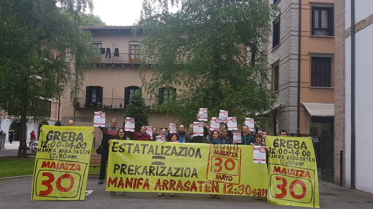 Eguaztenean manifestazioa eta bi orduko lan uzteak deitu ditu LAB sindikatuak