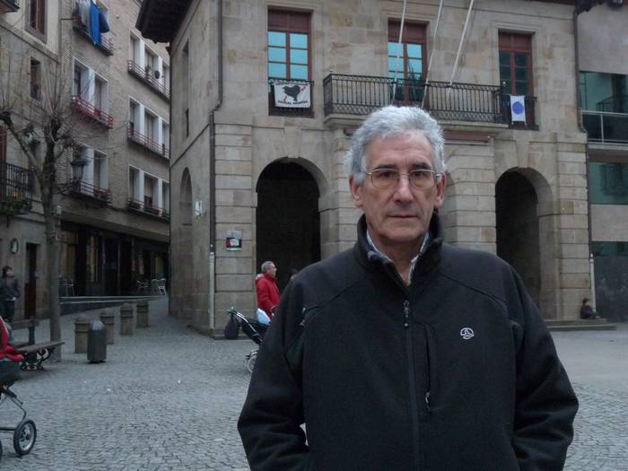 Jabier Errasti: "Ilusio handiko garaiak izan ziren, aldaketa etorriko zela uste zelako; aberasgarria izan zen"
