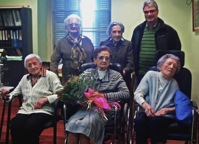 100 urtetik gorako bost egoiliar Mizpirualden