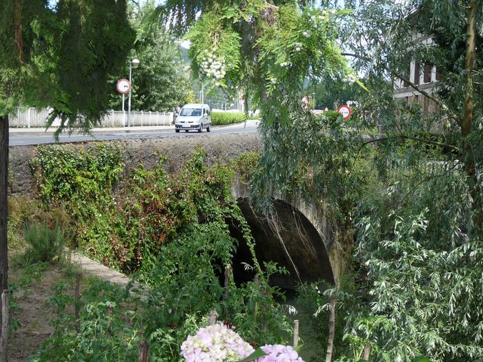 Musakolako sarrera itxiko dute sei hilabetez Axerikoa zubiko obrak direla-eta