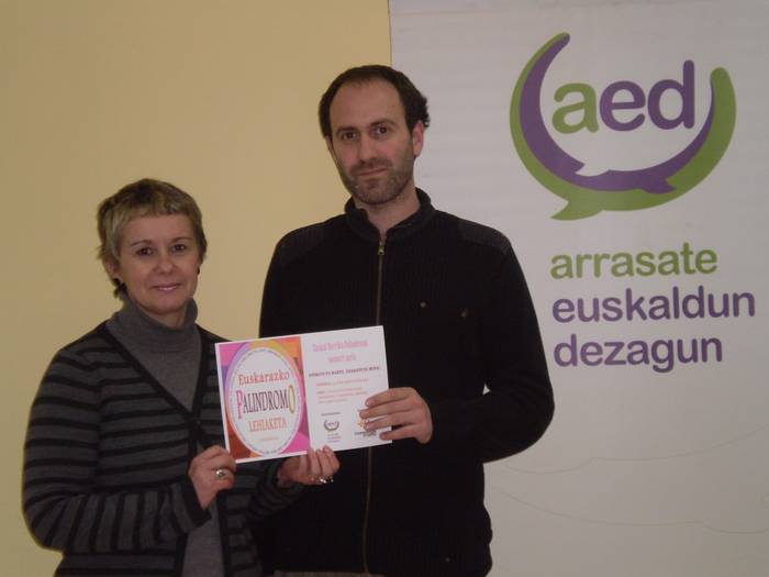 Juan Mari Agirreurretak irabazi du AEDren palindromo lehiaketaren bigarren edizioa