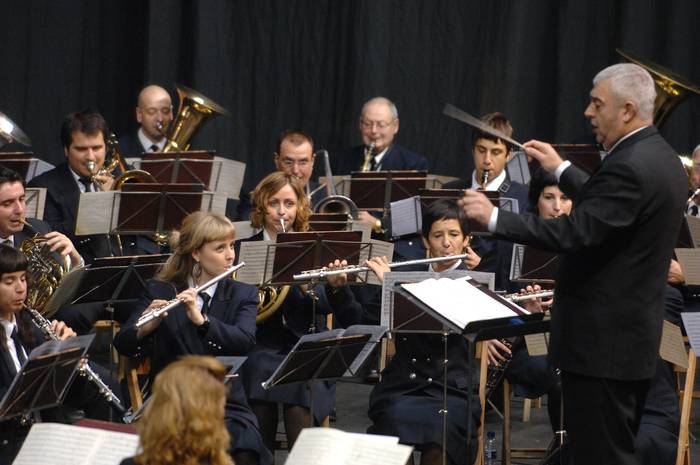 Udal Musika Banda eta Aritzeta abesbatza, Santa Marinako jaietan