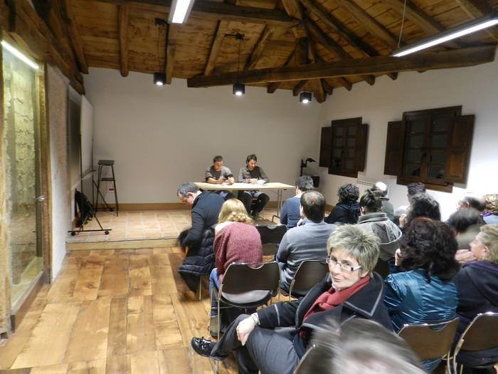 Liburu aurkezpena eta solasaldia 