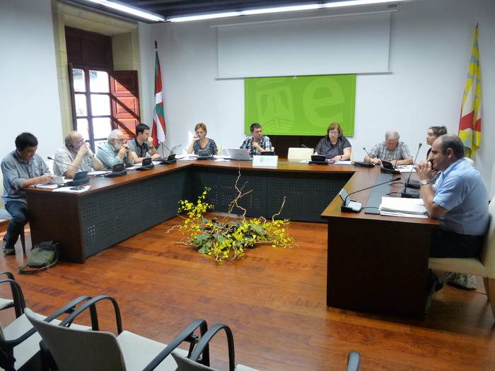 Udal gobernuko kideek eta oposiziokoek foro formal kontsultiboak egingo dituzte