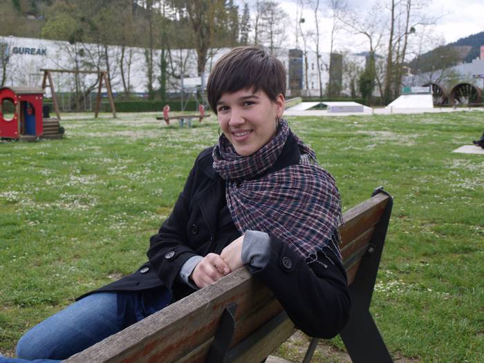 Elene Etxaniz, Azkue lehiaketan sarituta