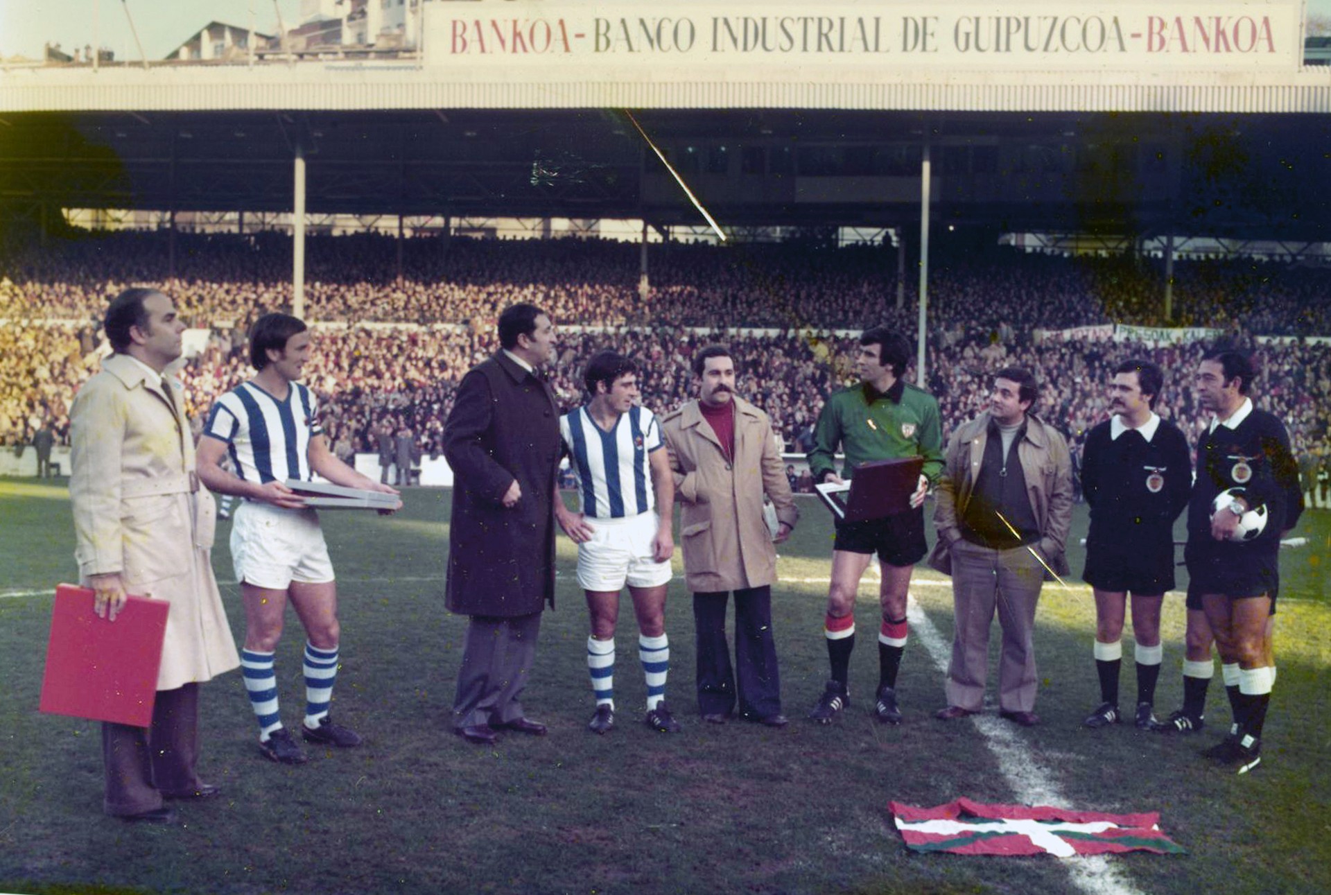 Protagonistek gogoan dute orain dela 34 urteko derbi historikoa