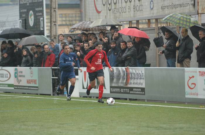 Bergararendako saria Aloñaren aurkako derbi parekatuan (0-2)