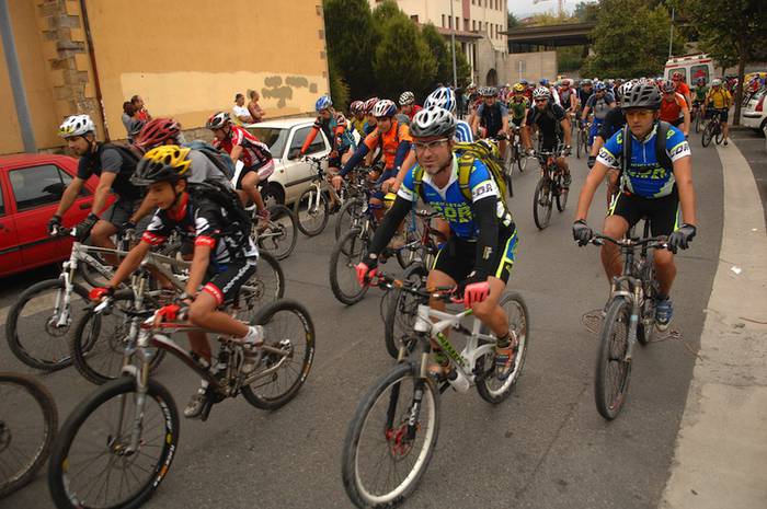 Iban Altuberen omenezko mtb martxa, domekan