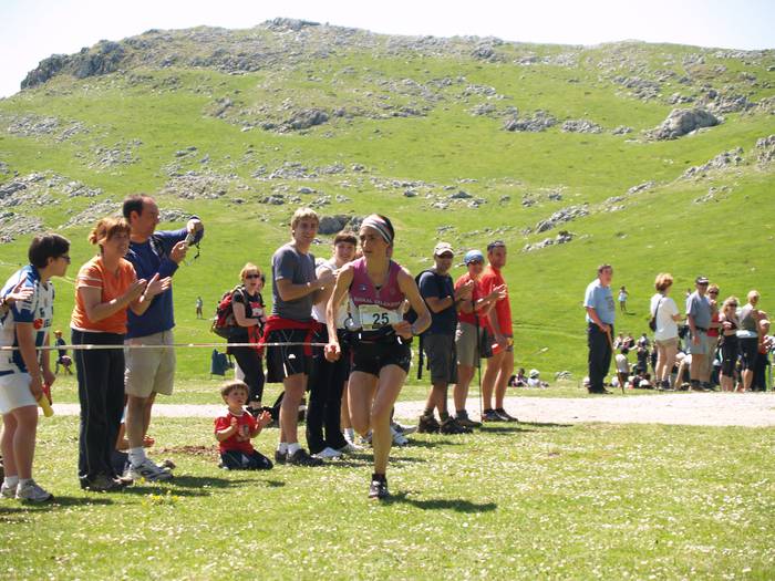 Oihana Kortazar elgetarra eta Kilian Jornet kataluniarra nagusi, Aizkorriko maratoian