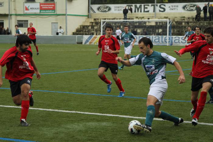 "Partidu borobila" egin ostean 3-2 irabazi du Aloñak