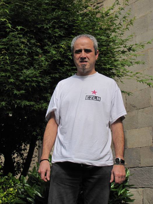 Yurre Romaratezabala: "Aste Zapatistan alaitasuna eta denuntzia batzen ditugu" 