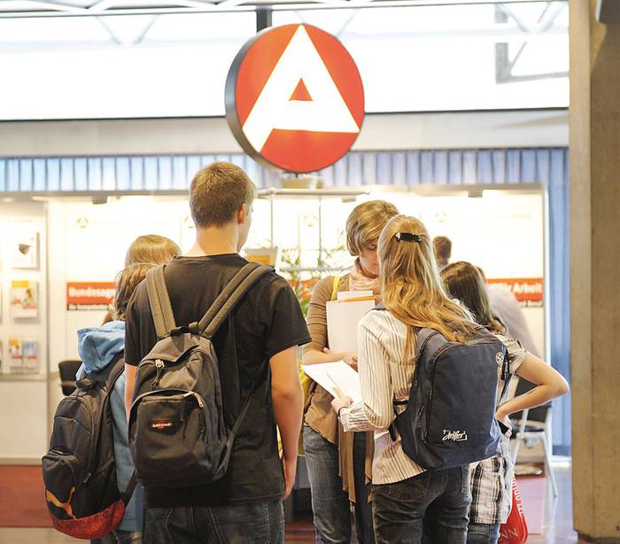 Europara zorte bila doazenek gida-liburua dute eskura
