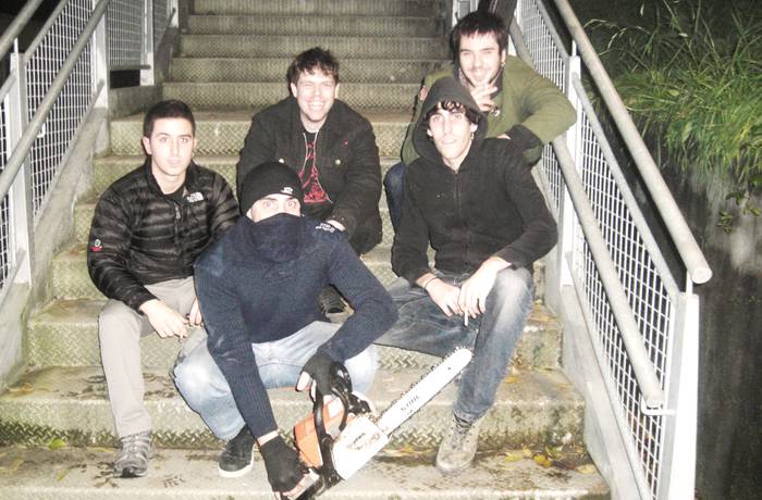 No Hope: "Diskoan punk-rock musikaren orbitan dauden estilo ezberdinak daude"