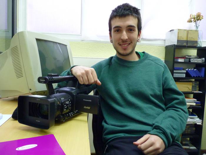 Ander Larrañaga: "Batxilergoan nengoenean, ordurako banekien ikus-entzunezko ikasketak egin nahi nituela"