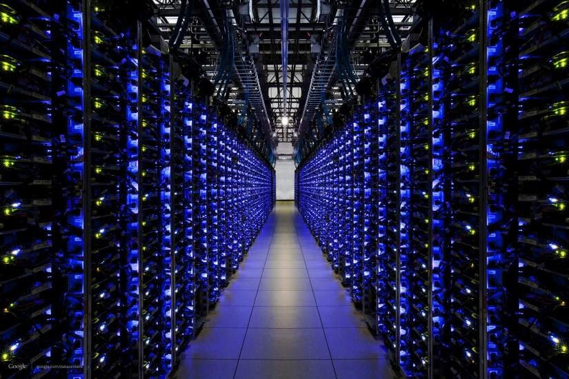 Datu biltegien ateak zabaldu ditu lehen aldiz Google-ek, birtualki
