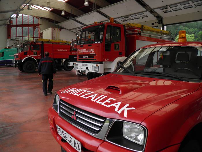 Lantalde txikiegia dutela salatu dute suhiltzaileek