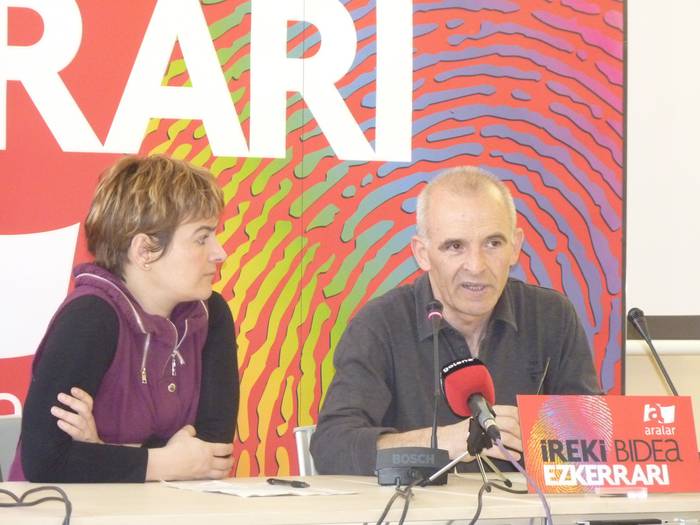 Joxe Etxeberria Arrasateko Aralarren alkategaia aurkeztu dute