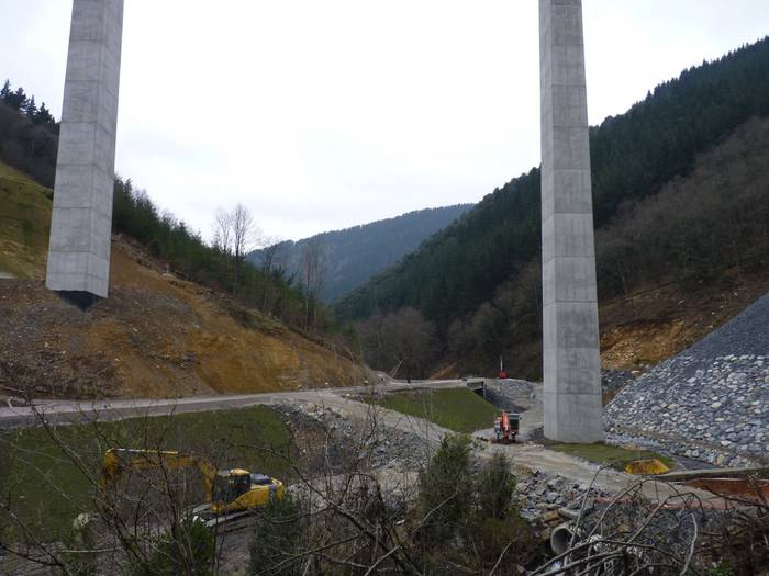 Aramaio eta Arrasate arteko errepidea otsailaren 28an irekiko dute