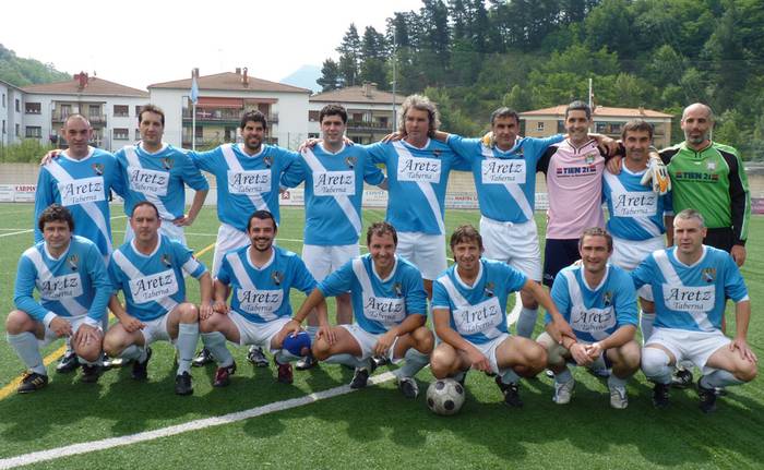 1-5 galdu dute Aretxabaletako beteranoek Eibarkoen aurka