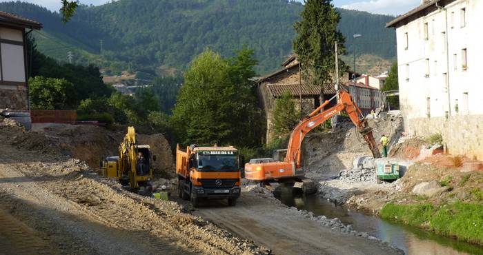Irailean hasiko dira zubia eraikitzen, San Isidron