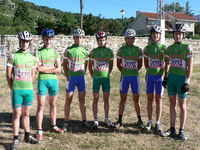 Mugarri-Jay eta Lizarralde kirolak taldeetako ziklistak Espainiako mtb txapelketan izango dira